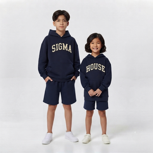 Conjunto de Sudadera con Capucha y Pantalones Cortos Personalizables para Niños, Tela Suave Premium, Sudadera con Capucha y Pantalones Cortos a Juego, Ropa Deportiva Informal para Niños - Product Image 2