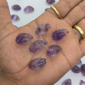 ลูกปัดอเมทิสต์สีม่วงแกะสลักรูปปลาหลากหลายแบบสำหรับทำเครื่องประดับ คริสตัลธรรมชาติขายส่ง - Product Image 3