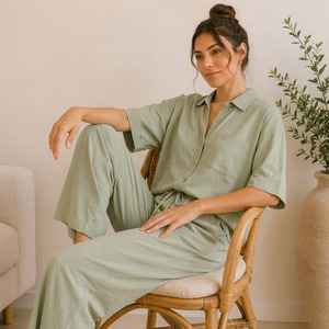 Ensemble de pyjama pour femmes, été, simple, décontracté, en polyester et viscose, doux, respirant, certifié OEKOTEX - Product Image 1