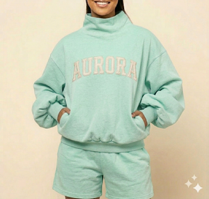 Conjunto de Top de Cuello Alto y Pantalones Cortos para Mujer, Cálido, Cómodo, Suave al Tacto, Estilo Diario, Ropa Elegante - Product Image 1