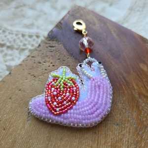 Handmade Beaded Carrot Keychain Cute <b>Vegetable</b> <b>Bag</b> Charm Mini Pendant Key Ring Gift Custom Logo Wholesale Supplier - Product Image 6