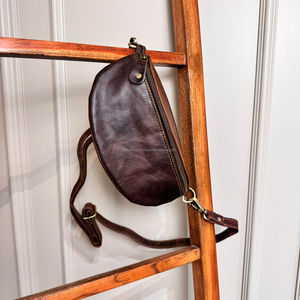 Sac banane en cuir personnalisé polyvalent sac à bandoulière confortable pour tous les jours sac à bandoulière en cuir de vache véritable pour unisexe - Product Image 4