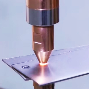 Diagnostic de défaut économique et fonctions de protection automatique Machine de soudage par points à écran tactile LCD - Product Image 1