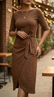 Robe midi marron à col rond avec ceinture à nouer, manches trois quarts, tricotée, ajustée, décontractée, pour tous les jours