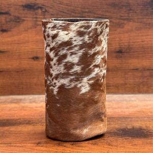 ที่ใส่เครื่องดื่มทำจากหนังวัวแท้ที่ออกแบบได้เองมีเอกลักษณ์แบบชนบทสำหรับกระป๋องเก็บความเย็นเครื่องดื่มที่ทนทานและมีสไตล์ - Product Image 5