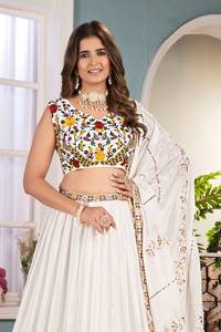 Ramdev Trading Lehenga Choli Traditionnel pour Femme en Soie Chinon et Matériaux Recyclés, Coupe Classique, Toutes Saisons, Mariages, Diwali, Festif - Product Image 3