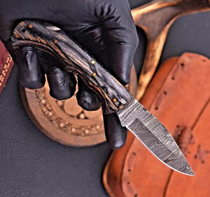 Couteau pliant Short Sign Forge en acier Damas de qualité industrielle, manche en bois Pakka noir, étui, couteau de chasse EDC de poche - Product Image 3