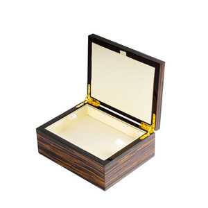 Luxury Gray Bone Inlay Jewelry <b>Box</b> Elegant Leaf Pattern Mother of Pearl Inlaid Keepsake Storage Case Handcrafted <b>Treasure</b> Chest - Product Image 3