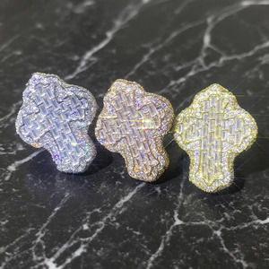 Vidhi jewelry Attractive Hip Hop pour homme avec diamant rond cultivé en laboratoire en or blanc 18KT avec gemmes de clarté VVS1 - Product Image 6