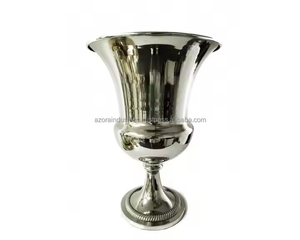 Florero de Metal Pedestal Plata Pulido Decorativo Lujo Hogar Decoración de la boda Centros de mesa Jarrones de Azora Industries - Product Image 1
