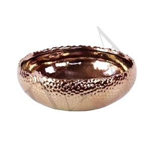 Platos y Cuencos Redondos de Cobre con Diseño Elegante, Platos Base de Lujo de Nuevo Diseño, Cuencos Metálicos para Mezclar - Product Image 1