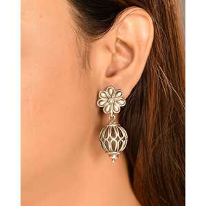 Meera Jaipur Iraj <b>Fine</b> <b>Dangle</b> Silver <b>Earrings</b> - Product Image 2