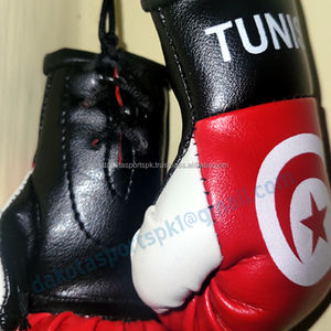 Porte-clés Mini Gants de Boxe Personnalisés Tunisie en Cuir PU avec Fermeture Auto-agrippante, Cadeau Sportif et Athlétique Portable - Product Image 2