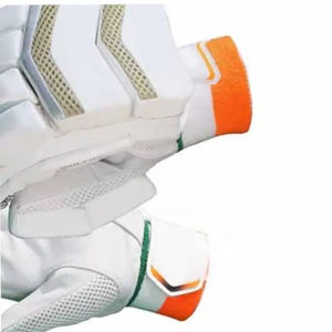 Guantes de Bateo de Críquet de Cuero Personalizados con Diseño Único y Moderno, Totalmente Cómodos, Ambidiestros, Transpirables, Marca Benpro Sports - Product Image 6