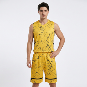 Conjunto de Camiseta de Baloncesto Sublimada Personalizada, Amarillo y Negro, sin Mangas, Ajuste Atlético, para Hombre, Verano, Secado Rápido, Malla Transpirable - Product Image 3