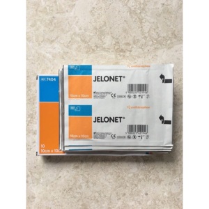 Apósitos Jelonet de Smith & Nephew, 10 cm x 10 cm (10 unidades en una caja) - Product Image 2