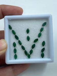 Pendentif en émeraude verte naturelle de qualité supérieure, provenant du Zambie, taille marquise, 4,47 carats, 3x6 mm, en vrac - Product Image 5