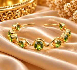 Manchette d'oreille ondulée en zircon plaqué or, sertie clos, bijou de mode tendance - Product Image 3