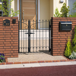 Puerta Doble Abatible de Hierro Forjado Tradicional con Recubrimiento en Polvo, Control Manual, Diseño Duradero para Patio - Product Image 5