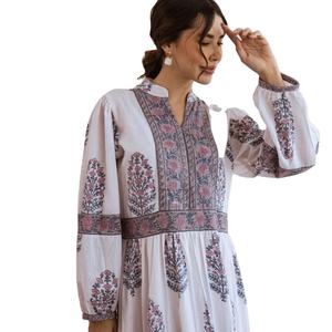 Robe longue personnalisée de haute qualité à imprimé Boho Vintage Silhouette de ligne de broderie en dentelle pour femmes pour des vacances à la plage - Product Image 1