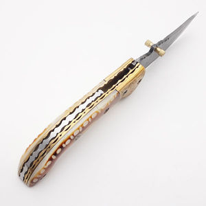 Couteau pliant à double lame en acier de Damas avec lame à motif unique et manche fait main, idéal pour les cadeaux et les voyages - Product Image 3