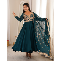 Ensemble Anarkali pour femme en Georgette à motifs floraux avec broderie sequinée devant et derrière, et pantalon en micro-coton, coupe classique, prêt-à-porter HTU 68