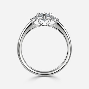 Anillo de Compromiso de Tres Piedras con Diamante Cultivado en Laboratorio de Corte Marquesa de 5CT, Oro de 14K, Venta al Por Mayor - Product Image 2