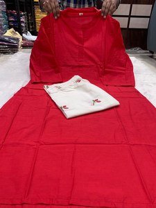 Kurta en coton rouge pour femme avec imprimé cerises, pantalon palazzo ample, tenue décontractée, style indien pakistanais, toutes saisons, longueur midi - Product Image 4