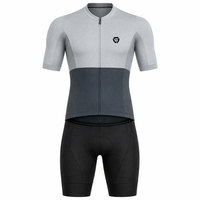 Tenue de cyclisme pour hommes, tissu respirant, design léger, coupe confortable, idéale pour les longues balades et l'utilisation en extérieur.
