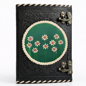 Diario de Cuero Negro Pintado a Mano Al Amir, Cuaderno Vintage con Arte Floral Colorido, Cierre Metálico Doble, Tapa Dura, 8x6 Pulgadas - Product Image 1