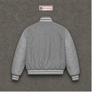 Nouvelle veste varsity en laine gris clair tendance, manches en cuir ton sur ton, classique, confortable, élégante, tenue urbaine tendance, à porter au quotidien - Product Image 6