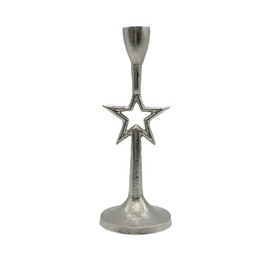Candelabro de estrella de Metal plateado Taper Elegante Decoración de mesa Acento - Product Image 1