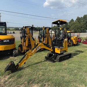 Mini-excavatrice sur chenilles JCB à prix avantageux pour petits et moyens projets, avec une forte puissance de creusement et une utilisation confortable. - Product Image 4