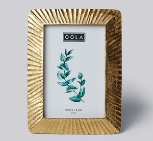 Luxury Minimalist <b>Gold</b> Ribbed Design Metal Photo <b>Frame</b> Modern Tabletop <b>Picture</b> <b>Frame</b> for Home Decor Office Desk Decoration - Product Image 3
