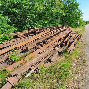 Déchets de rail HMS 1&2 de qualité supérieure, acier inoxydable usagé pour la fusion lourde - Product Image 1