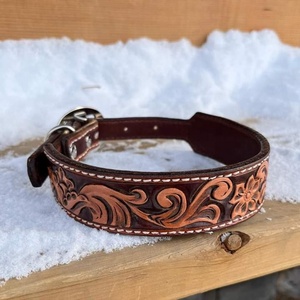 Collar de perro de 2 tonos tallado en cuero de alta calidad, fabricante indio superior y proveedor mayorista Saman exporta todos los tamaños disponibles - Product Image 3