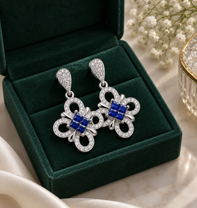 Ensemble de boucles d'oreilles pendantes florales en argent 925 de qualité supérieure avec zirconiums cubiques bleus, bijoux de déclaration, fabricant et fournisseur en gros sur mesure - Product Image 3