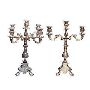 Candelabro de metal plateado de lujo para decoración de interiores, nuevo diseño, portavelas decorativo en venta - Product Image 1