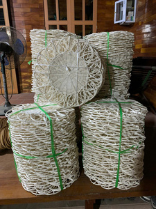 Assiettes en rotin faites à la main en gros, assiettes rondes tissées naturelles pour la restauration, le service et la décoration - Product Image 5