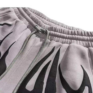 Short lavable à l'acide pour hommes, short vintage personnalisé en polaire de styles strass et imprimé en coton épais vieilli - Product Image 3