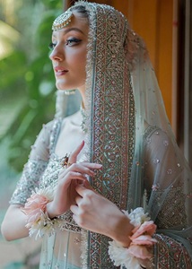 Robe de mariée moderne ON448 à manches longues, col en V, longueur ras du sol, en organza, dos en dentelle, avec ceinture, grandes tailles pour femmes - Product Image 2