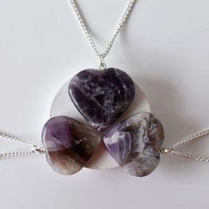 Collar de orgón hecho a mano con cristales curativos | Colgante de protección y energía espiritual Piedra preciosa natural - Product Image 1