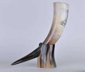 Cuerno Vikingo Artesanal Natural del Proveedor Más Vendido, Artesanía Pulida Hecha a Mano de Alta Calidad para Compradores al por Mayor - Product Image 2