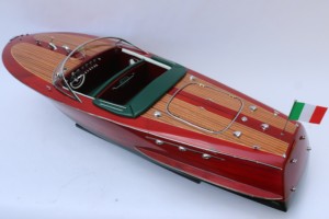 RIVA ARISTON - Coque bleu foncé peinte - Modèle de bateau rapide italien en bois - Product Image 6