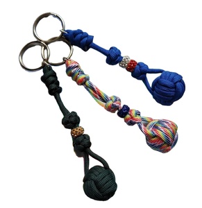 Porte-clés en paracorde avec nœud de singe et manille en laiton - 4,5 pouces de long - Porte-clés en corde de marin fait main - Bijou nautique - Cadeau - Product Image 1