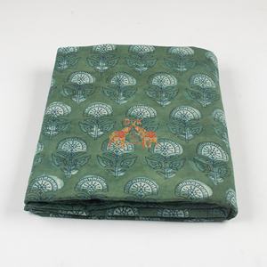 Nueva llegada de telas de algodón con estampado tradicional indio Dabu, hechas a mano con técnicas de bloque, para costura femenina, tela Jaipuri. - Product Image 4