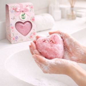 Jabón Artesanal Premium 100% Natural en Forma de Corazón, con Aceites Esenciales Herbales Puros y Orgánicos, Jabón en Barra Blanqueador para Piel Seca, Marca Privada - Product Image 3