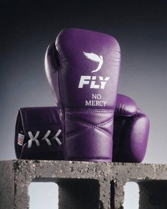 Gants de boxe réglables à lacets en cuir violet pour hommes et femmes, design Fly No Mercy, pour adultes - Product Image 1