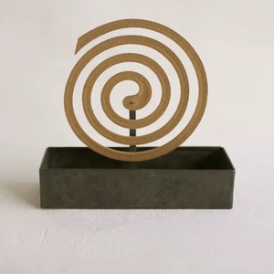 Quemador de Incienso en Espiral de Metal con Forma de Perro, Difusor de Aromaterapia, Color Negro, Uso en Todas las Estaciones, Hecho a Mano, En Oferta - Product Image 4