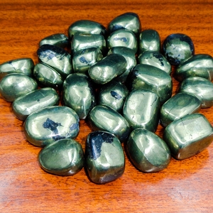 Pierres roulées naturelles de pyrite Apache, pyrite dorée, cristal de guérison pour la méditation Reiki, décoration énergétique, vente en gros - Product Image 5